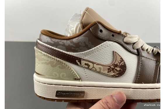1 JORDAN RETRO LOW HF5743-221 HF5743-221  0908
